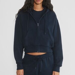 TNA ARITZIA BOXY COZY FLEECE BOYFRIEND CROPPED HOODIE!